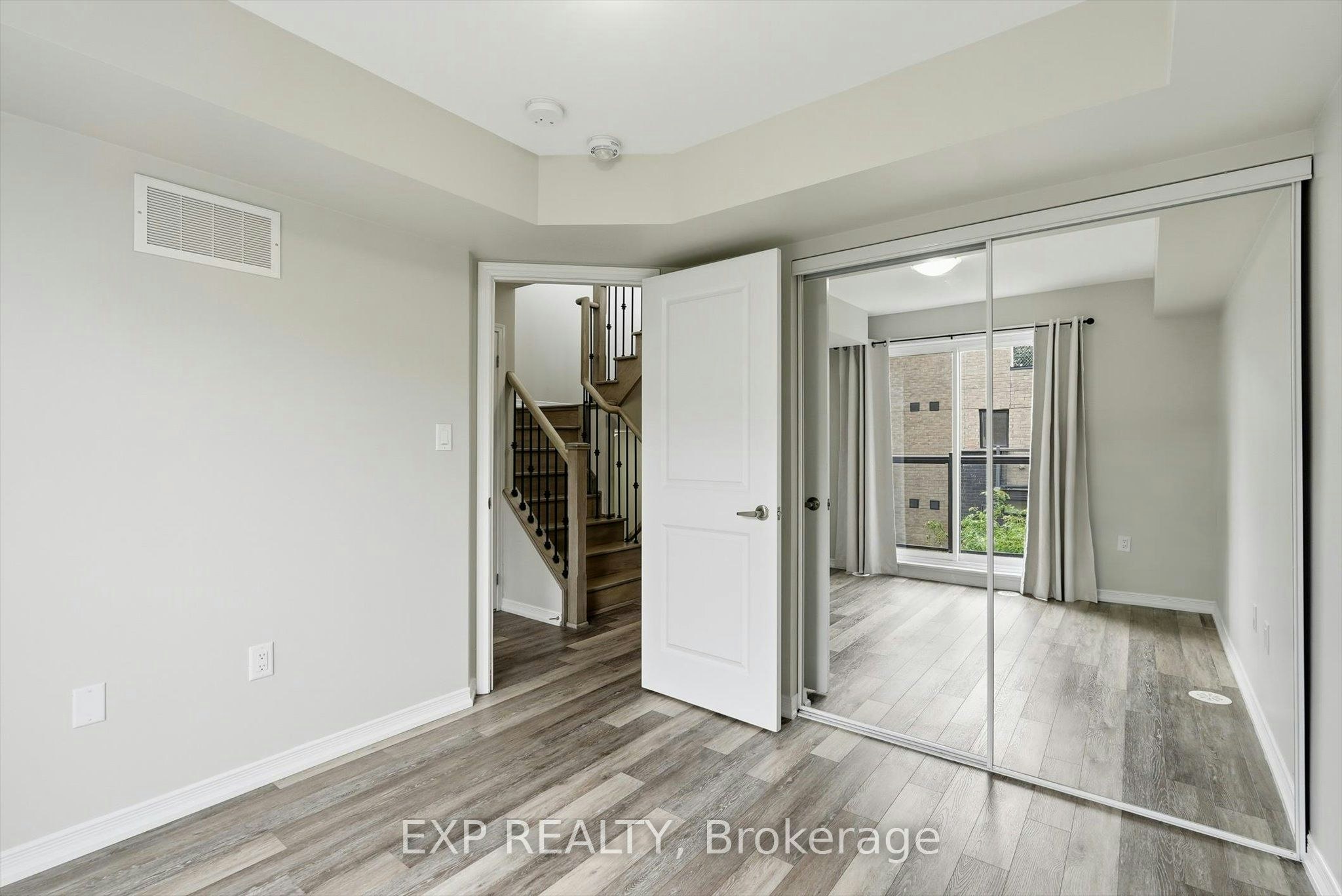 58-28 Fieldway Road, Toronto, ON, M8Z 0E3 - 18