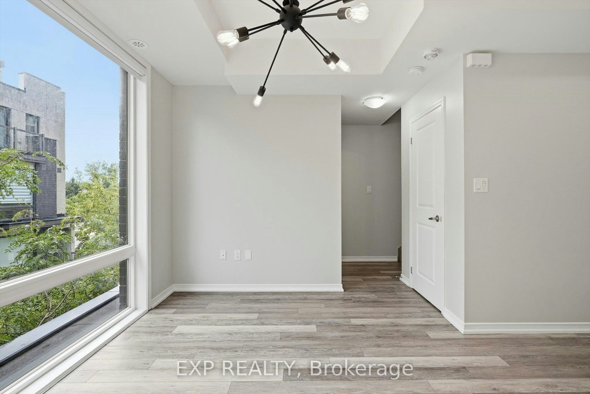58-28 Fieldway Road, Toronto, ON, M8Z 0E3 - 7
