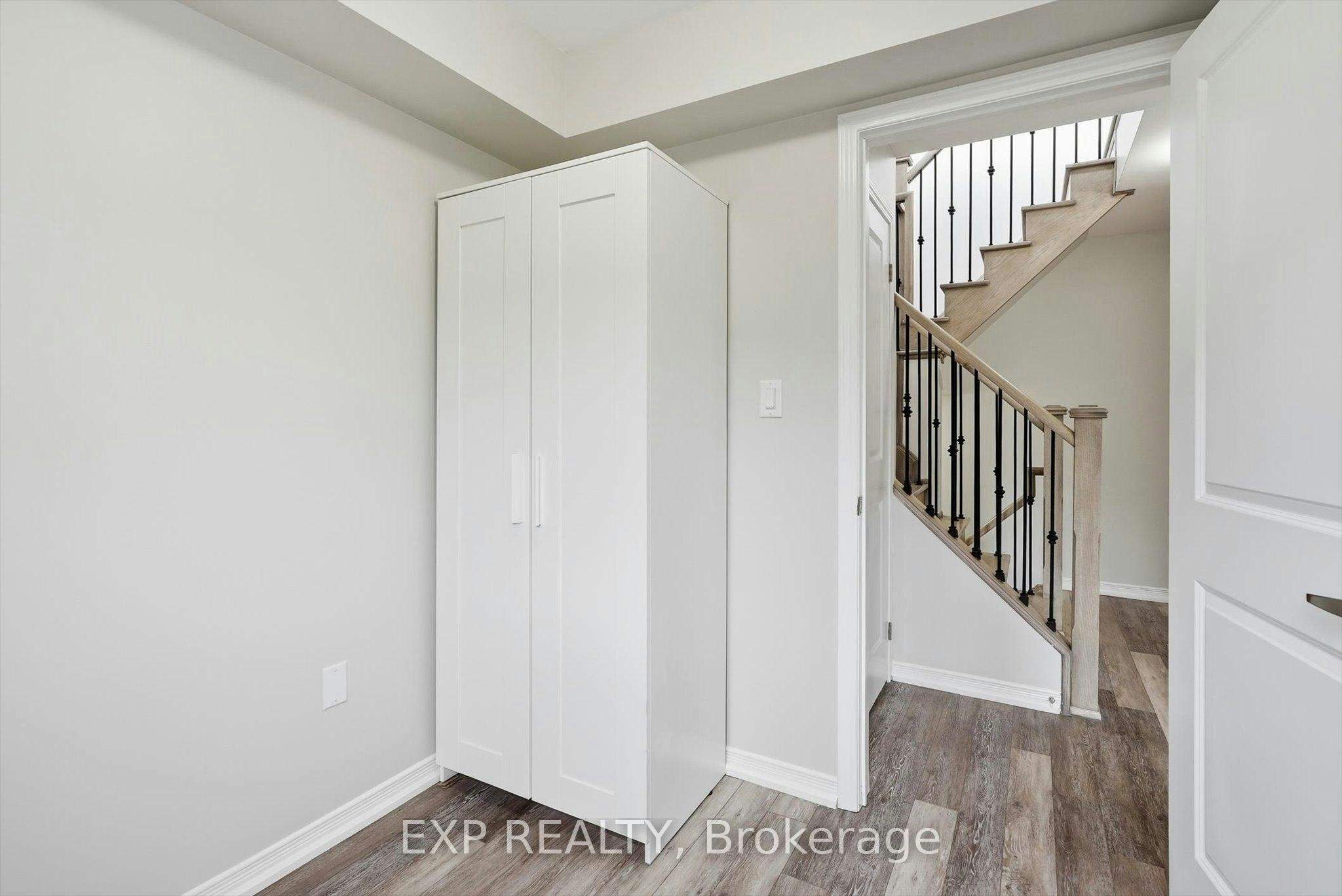 58-28 Fieldway Road, Toronto, ON, M8Z 0E3 - 19