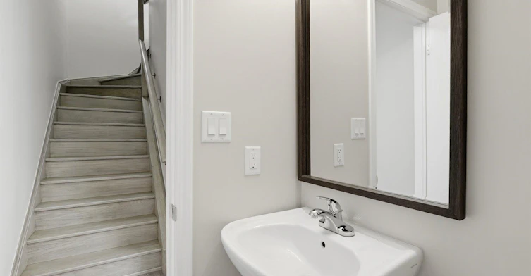 58-28 Fieldway Road, Toronto, ON, M8Z 0E3 - 13