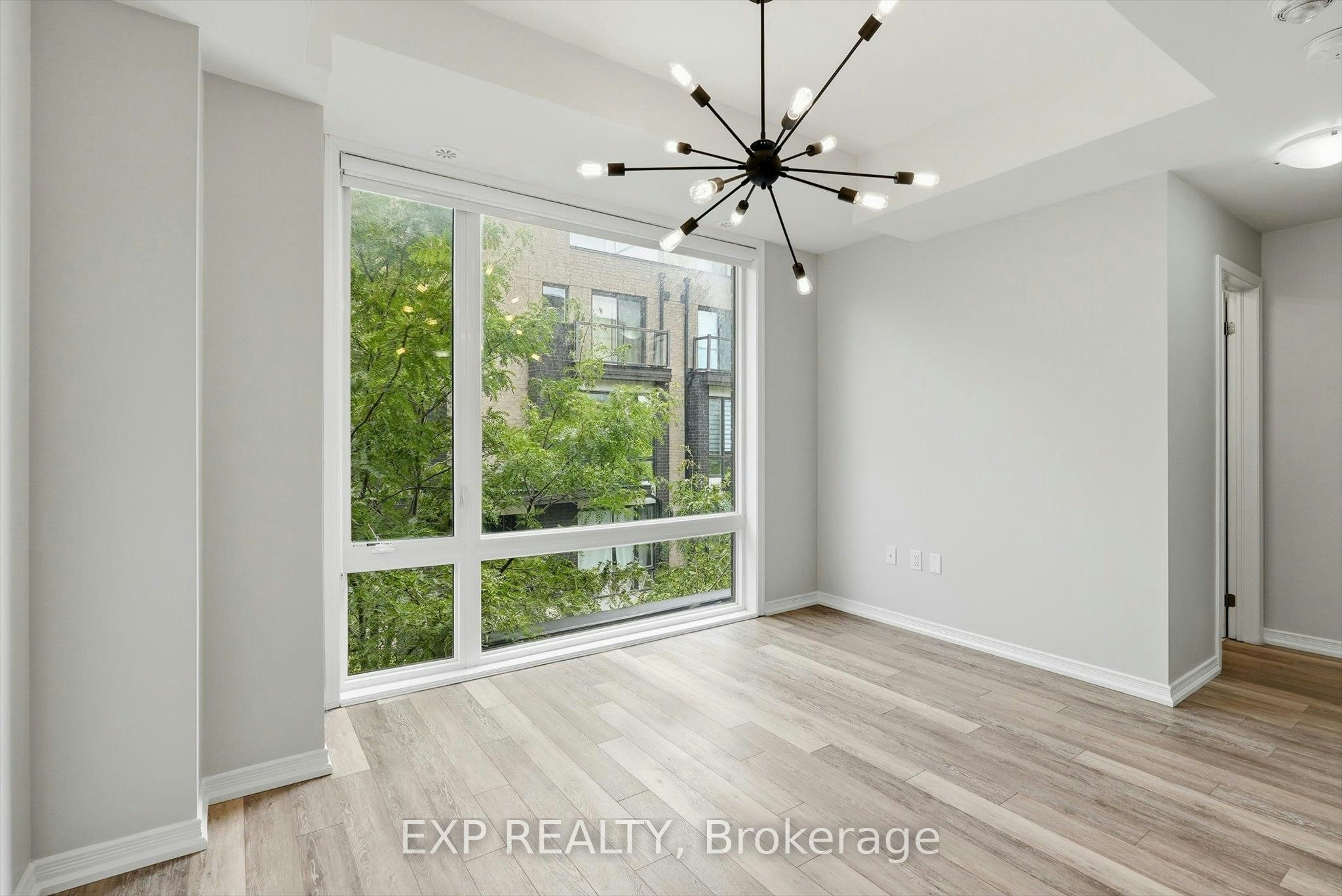 58-28 Fieldway Road, Toronto, ON, M8Z 0E3 - 8