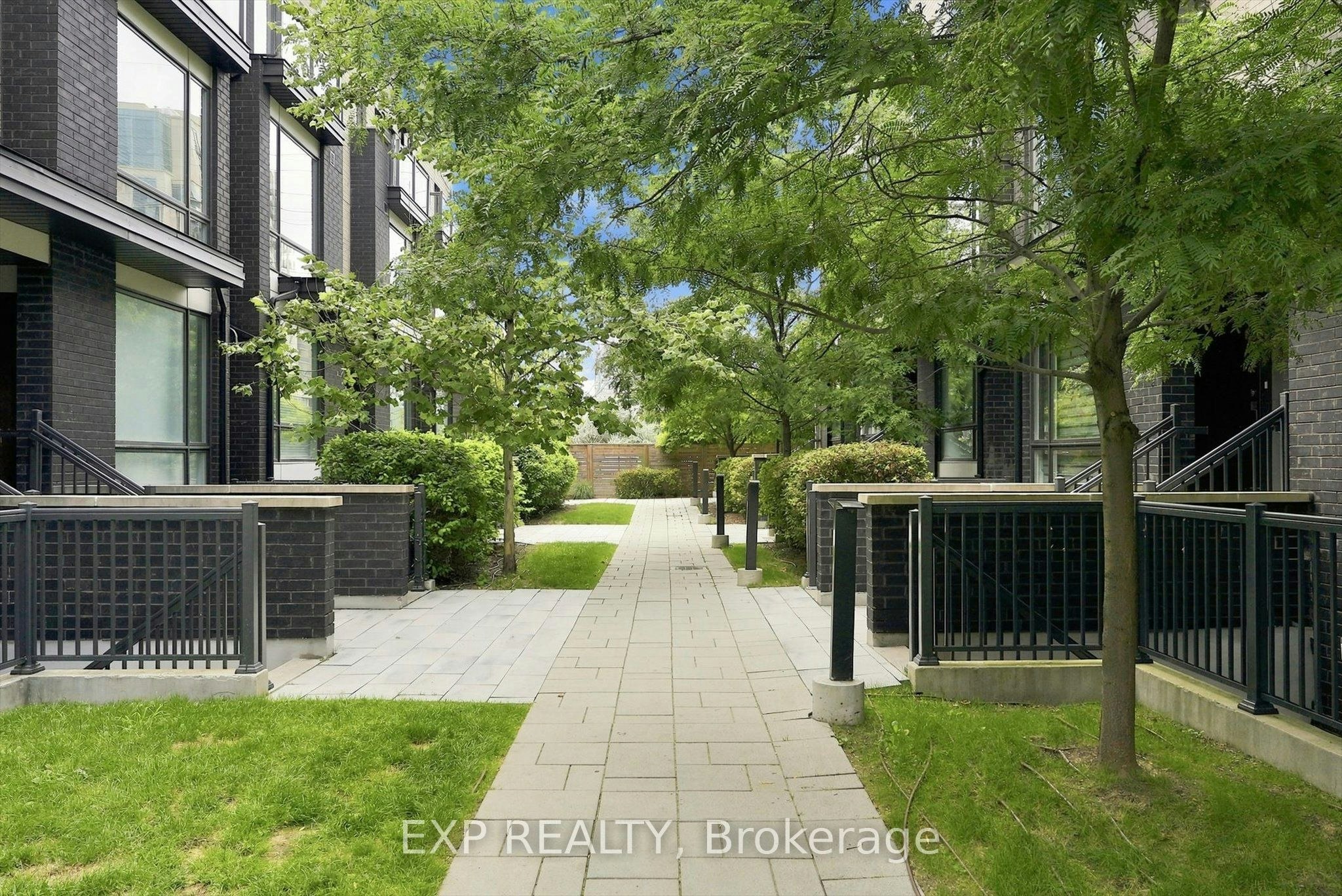 58-28 Fieldway Road, Toronto, ON, M8Z 0E3 - 33