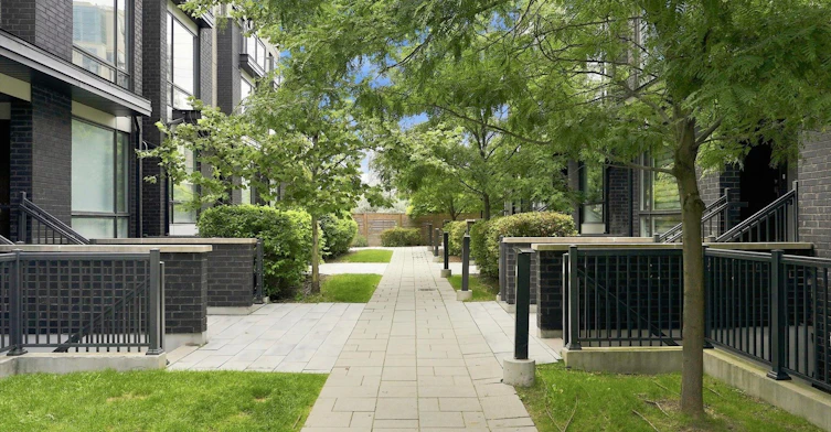 58-28 Fieldway Road, Toronto, ON, M8Z 0E3 - 33