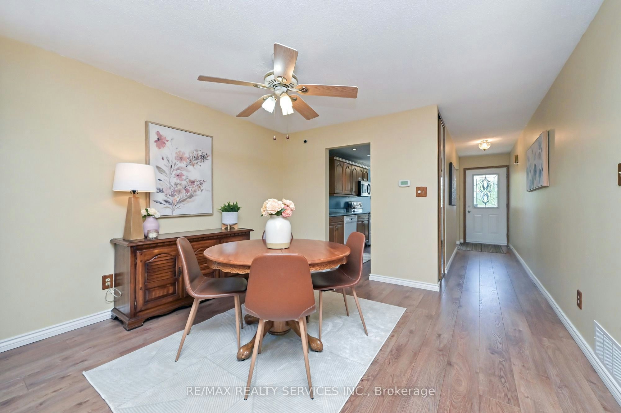 2 Lindridge Avenue, Brampton, ON, L6S 3W9 - 11