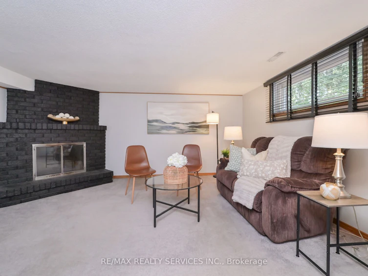 2 Lindridge Avenue, Brampton, ON, L6S 3W9 - 18