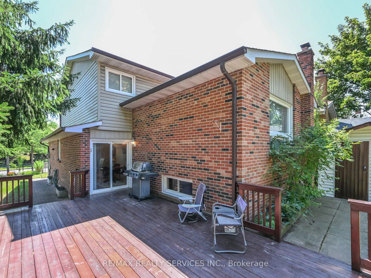 2 Lindridge Avenue, Brampton, ON, L6S 3W9 - 23