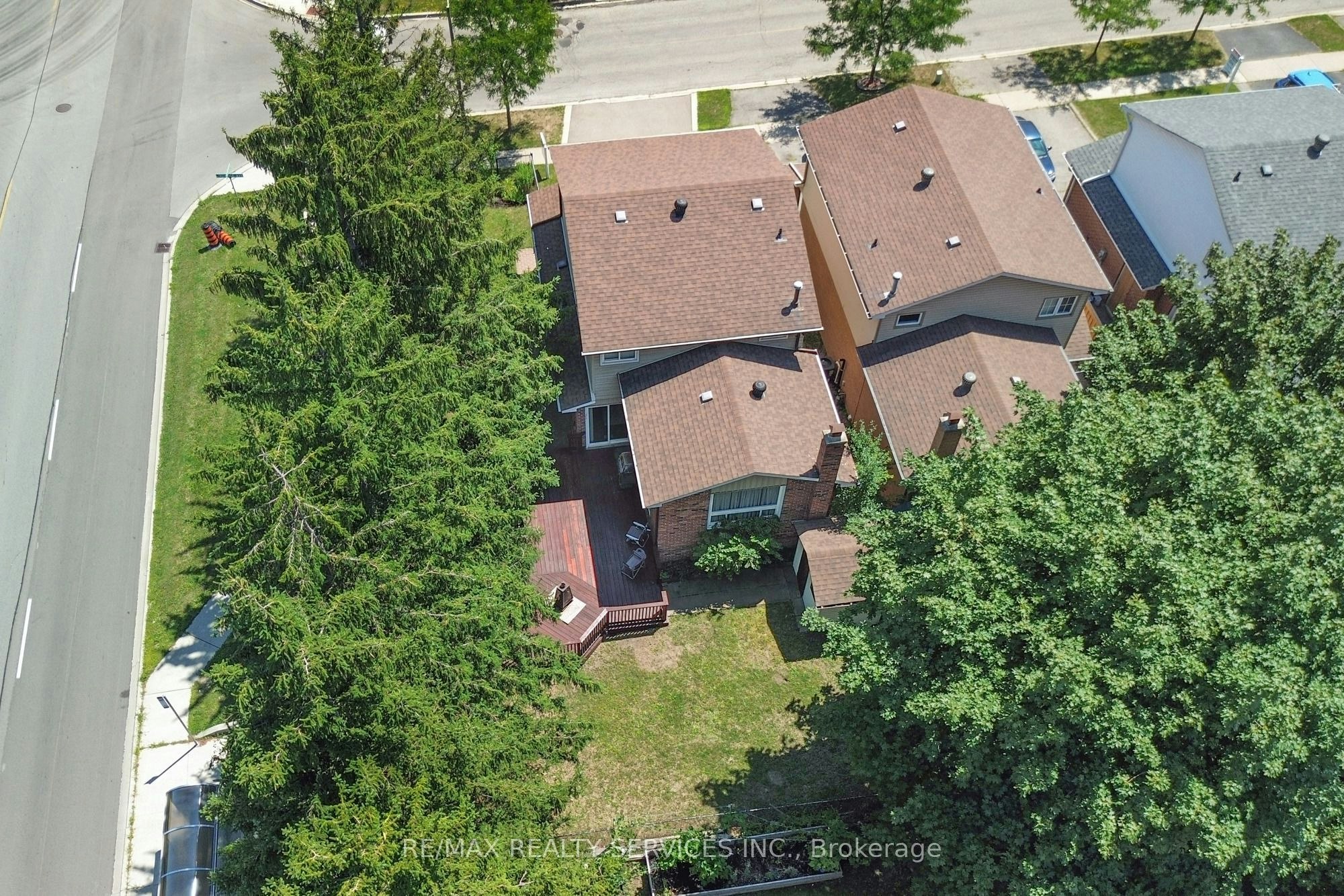 2 Lindridge Avenue, Brampton, ON, L6S 3W9 - 32