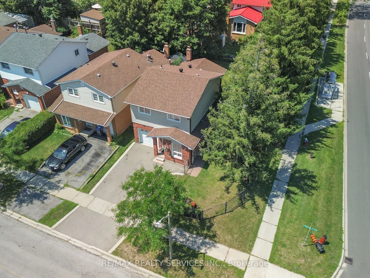 2 Lindridge Avenue, Brampton, ON, L6S 3W9 - 30