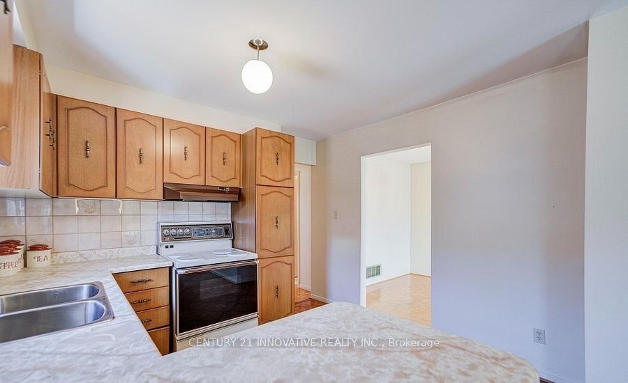 9 Capstan Court, Toronto, ON, M3L 2M9 - 21