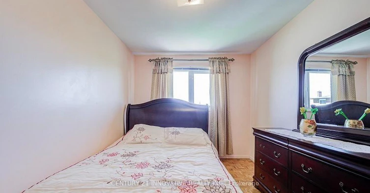 9 Capstan Court, Toronto, ON, M3L 2M9 - 8
