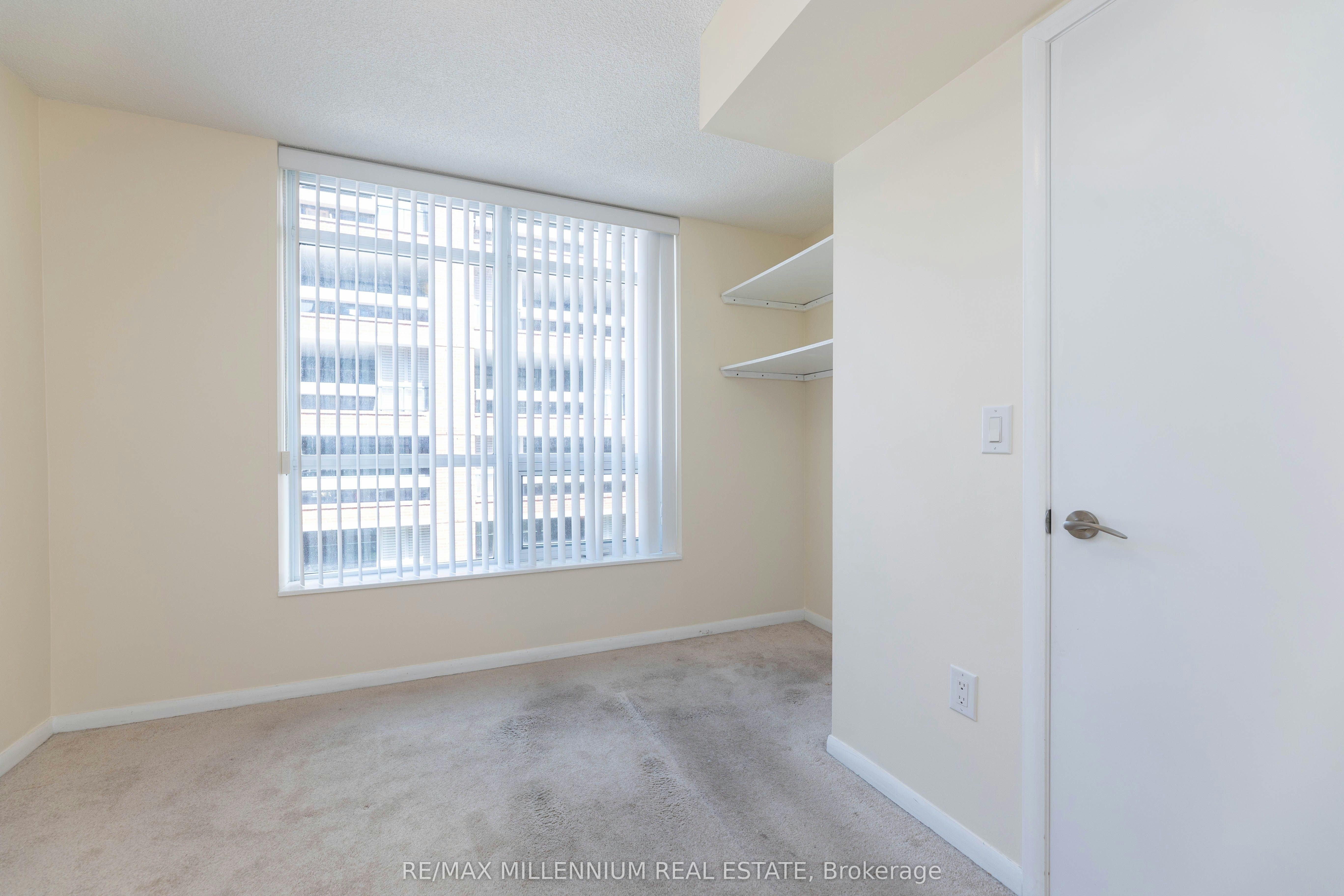 334-830 Lawrence Avenue, Toronto, ON, M6A 0B6 - 18