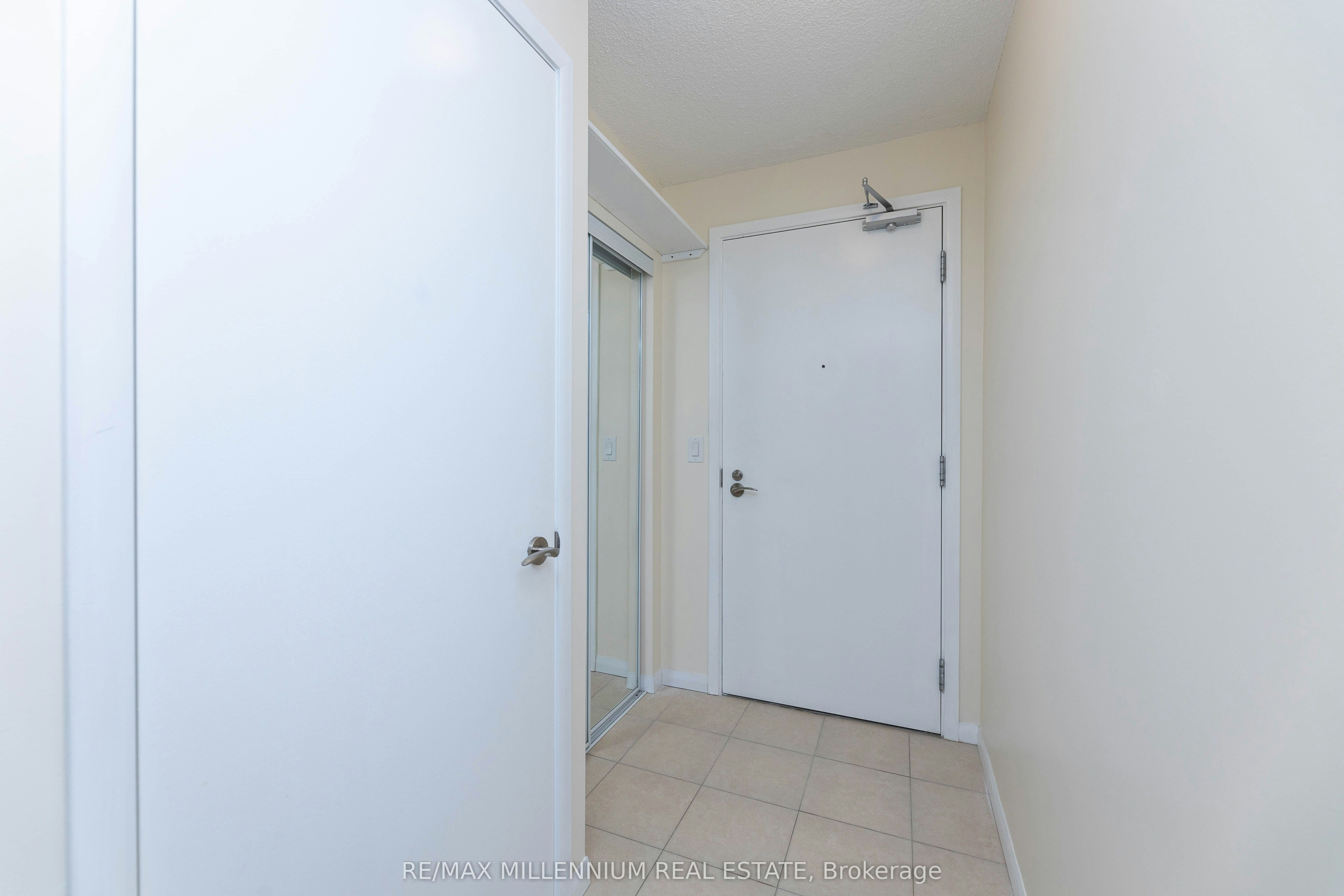 334-830 Lawrence Avenue, Toronto, ON, M6A 0B6 - 21