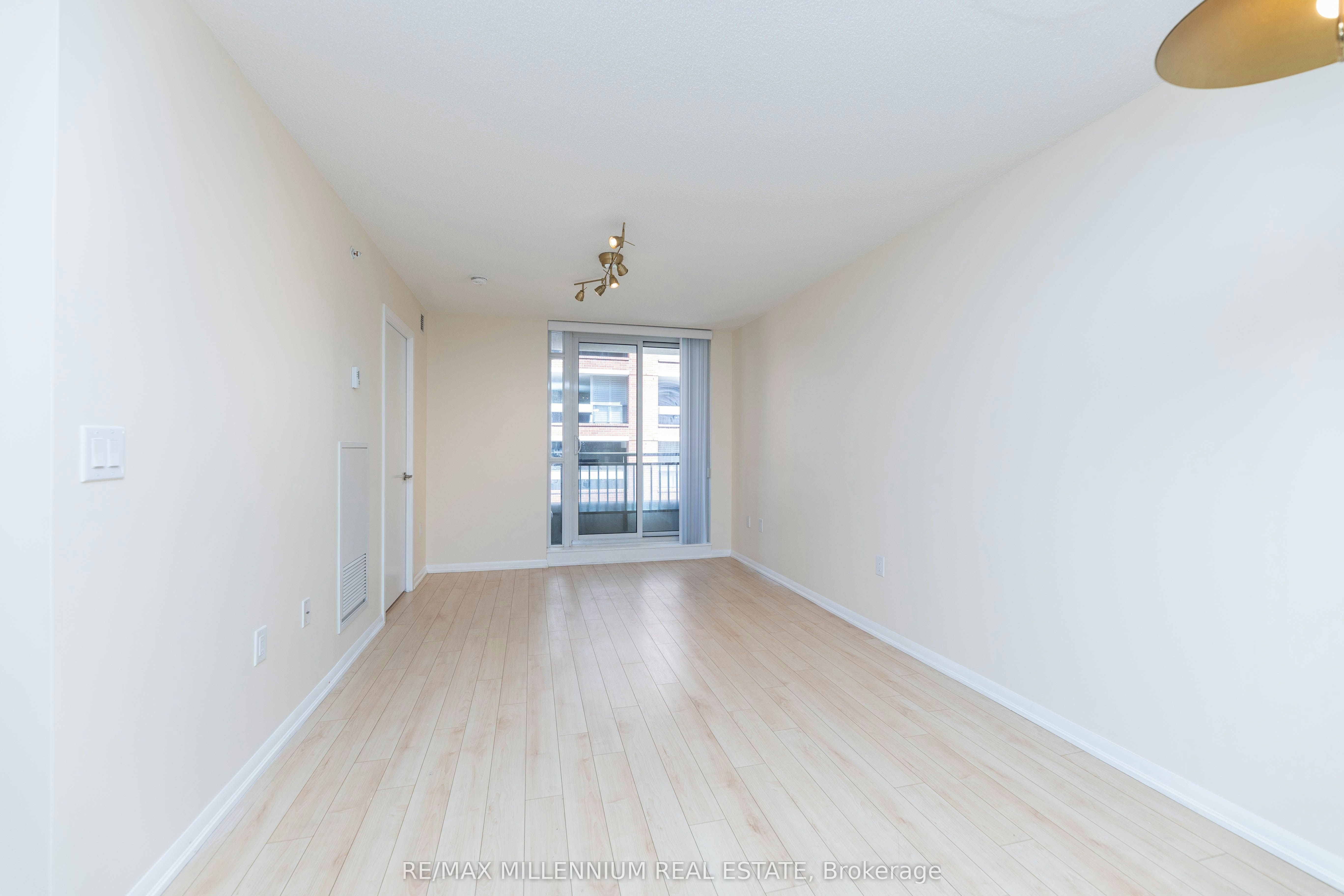334-830 Lawrence Avenue, Toronto, ON, M6A 0B6 - 22