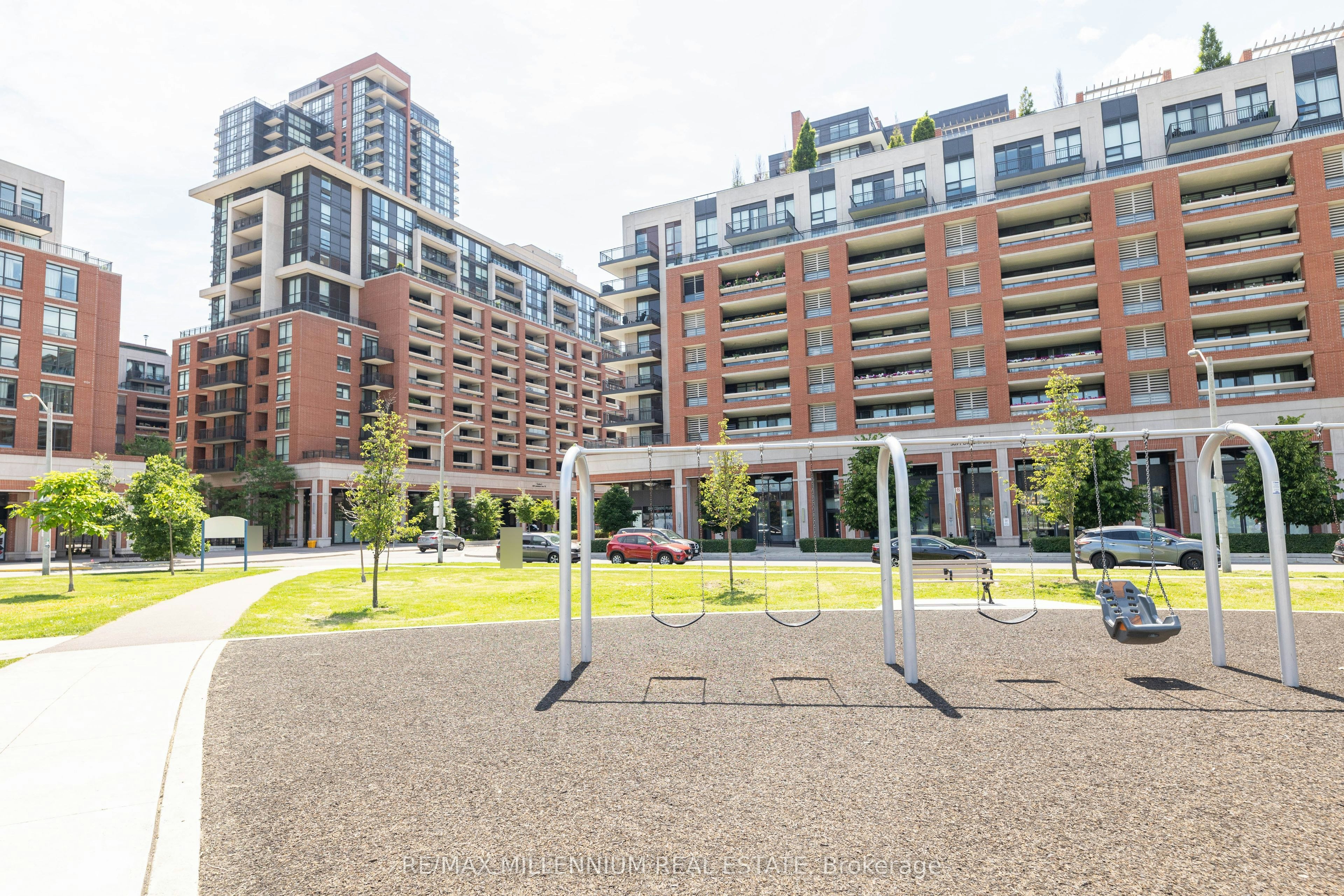 334-830 Lawrence Avenue, Toronto, ON, M6A 0B6 - 30