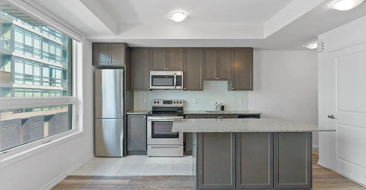 64-28 Fieldway Road, Toronto, ON, M8Z 0E3 - 7