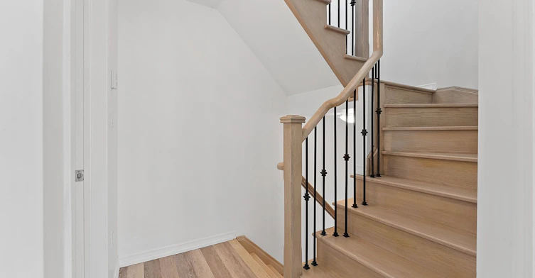 64-28 Fieldway Road, Toronto, ON, M8Z 0E3 - 24