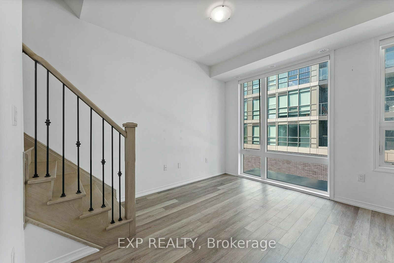 64-28 Fieldway Road, Toronto, ON, M8Z 0E3 - 15