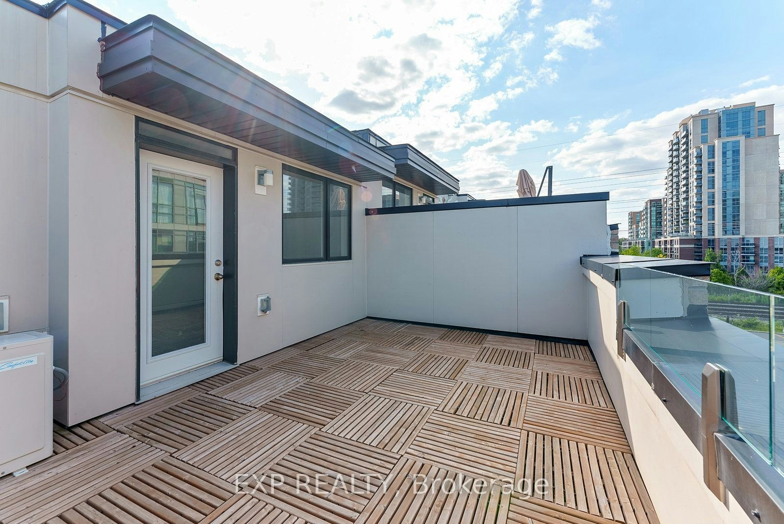 64-28 Fieldway Road, Toronto, ON, M8Z 0E3 - 26