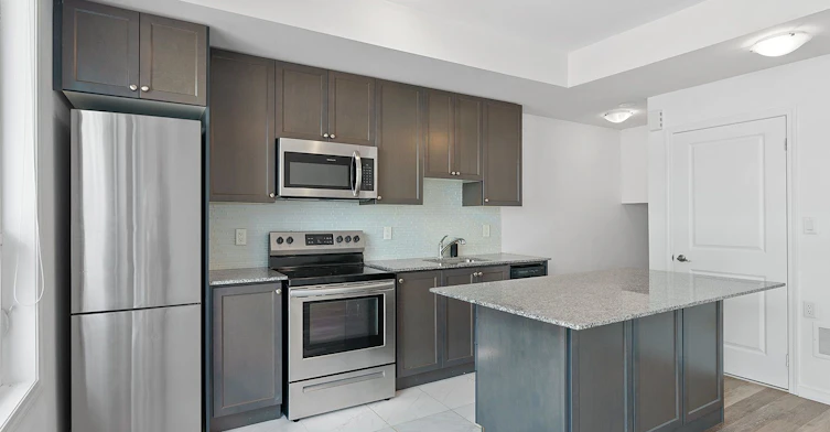 64-28 Fieldway Road, Toronto, ON, M8Z 0E3 - 8