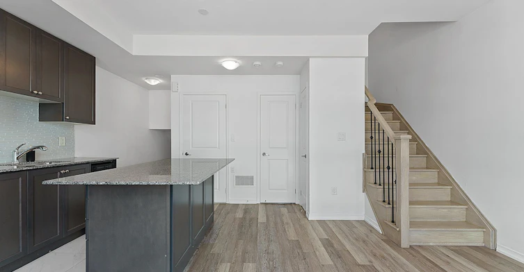 64-28 Fieldway Road, Toronto, ON, M8Z 0E3 - 13