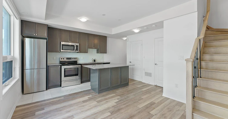 64-28 Fieldway Road, Toronto, ON, M8Z 0E3 - 10