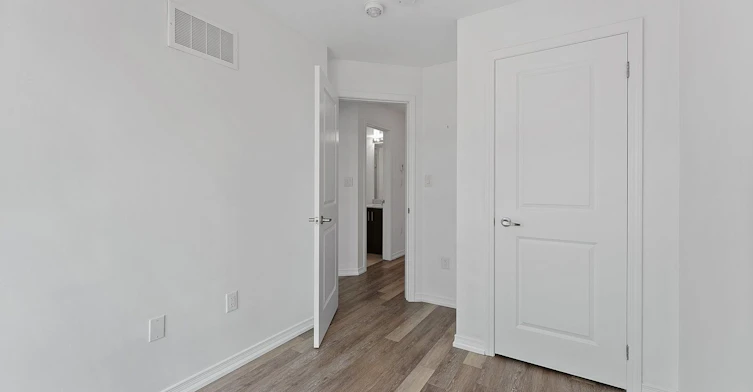 64-28 Fieldway Road, Toronto, ON, M8Z 0E3 - 22