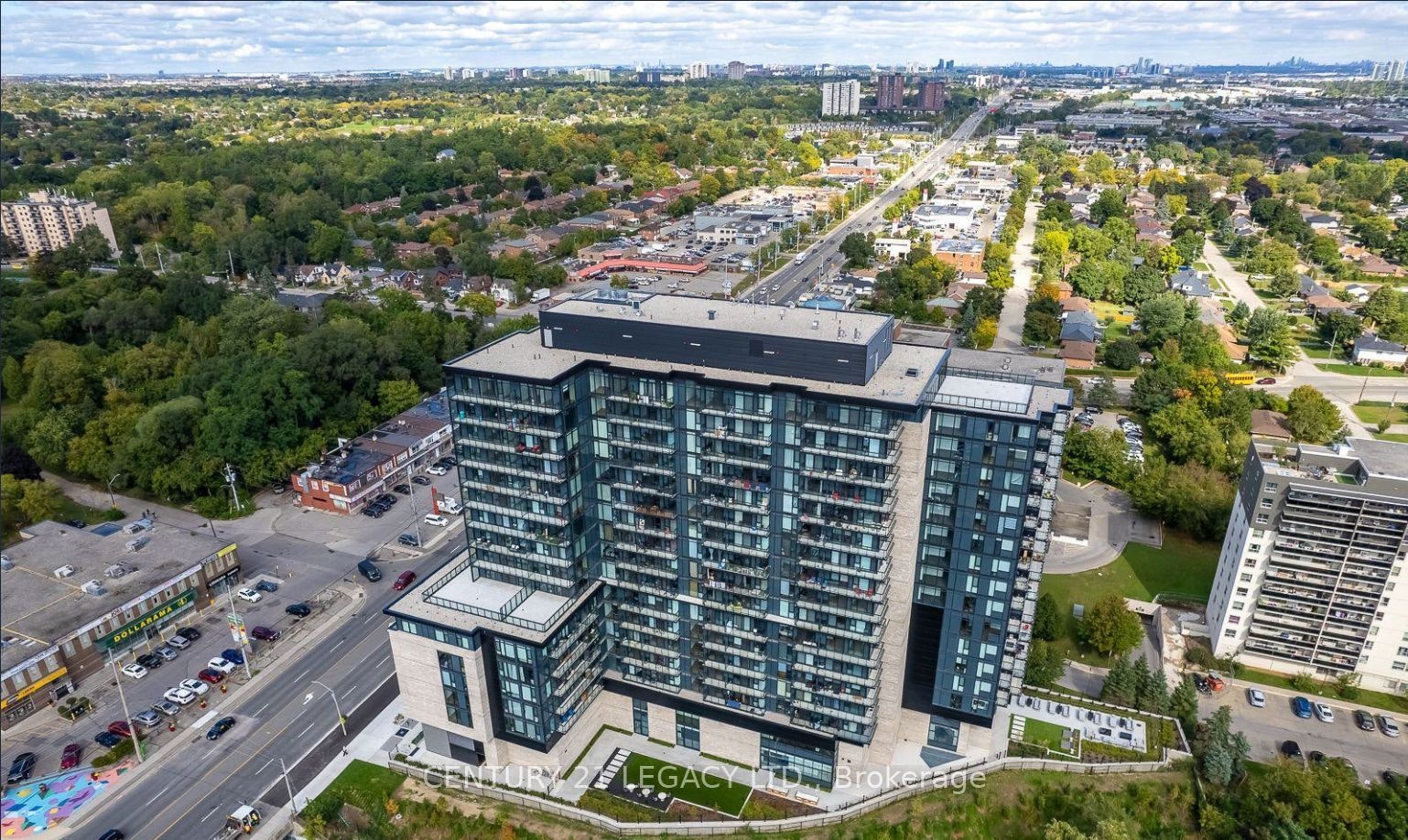 821-86 Dundas Street E, Mississauga, ON, L5A 1W4