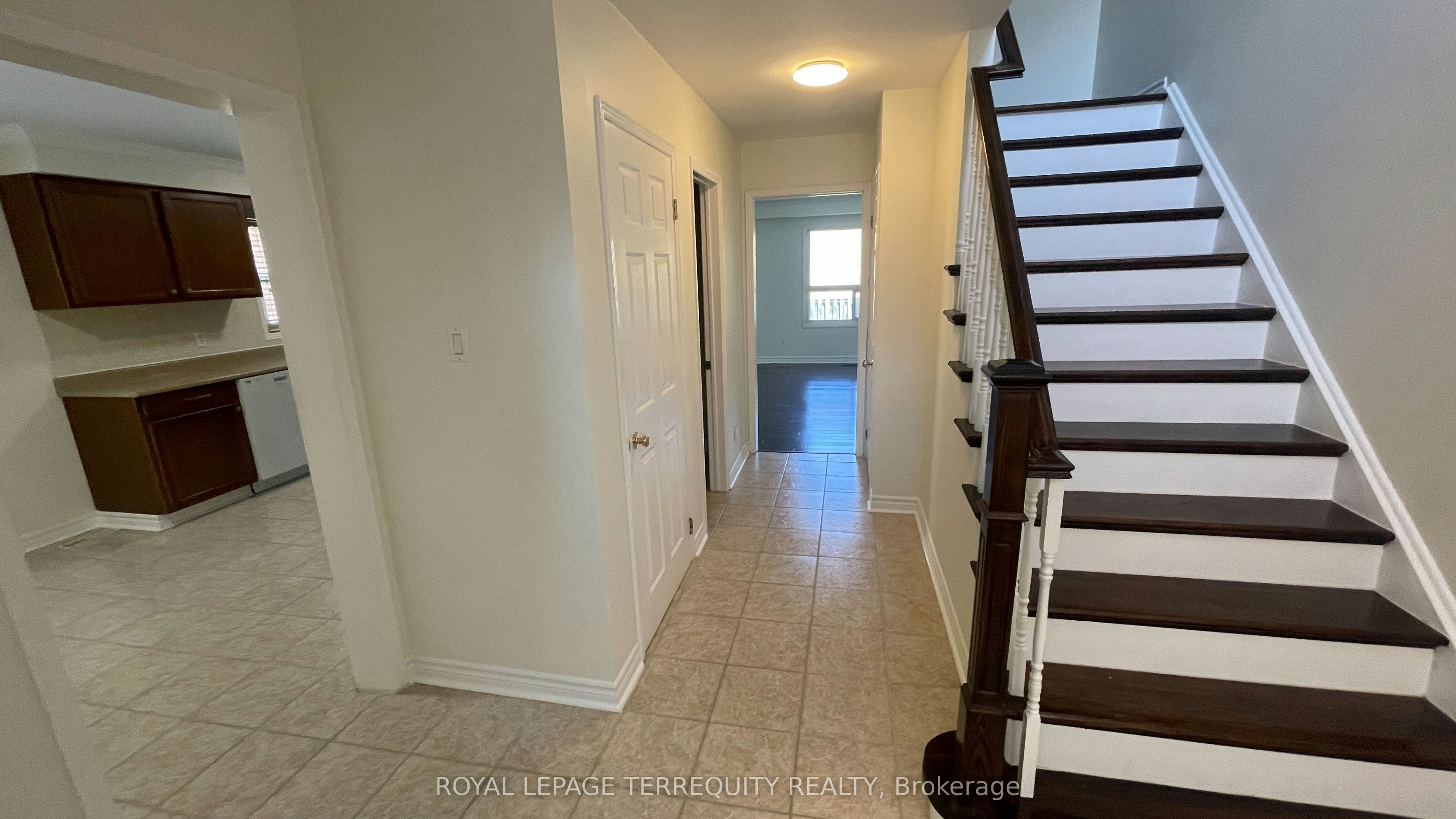 3151 Bracknell Crescent, Mississauga, ON, L5N 4W5 - 3