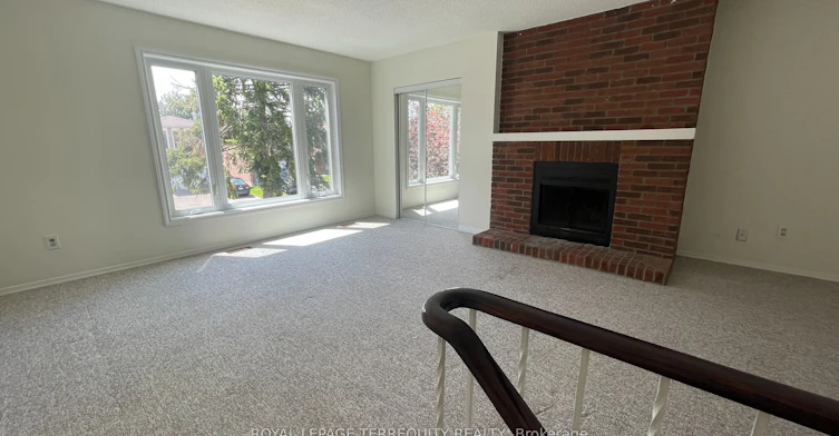 3151 Bracknell Crescent, Mississauga, ON, L5N 4W5 - 4
