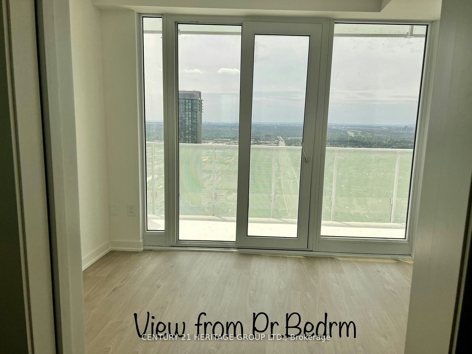 4009-3900 Confederation Pkwy N/A, Mississauga, ON, L5B 0M3 - 7