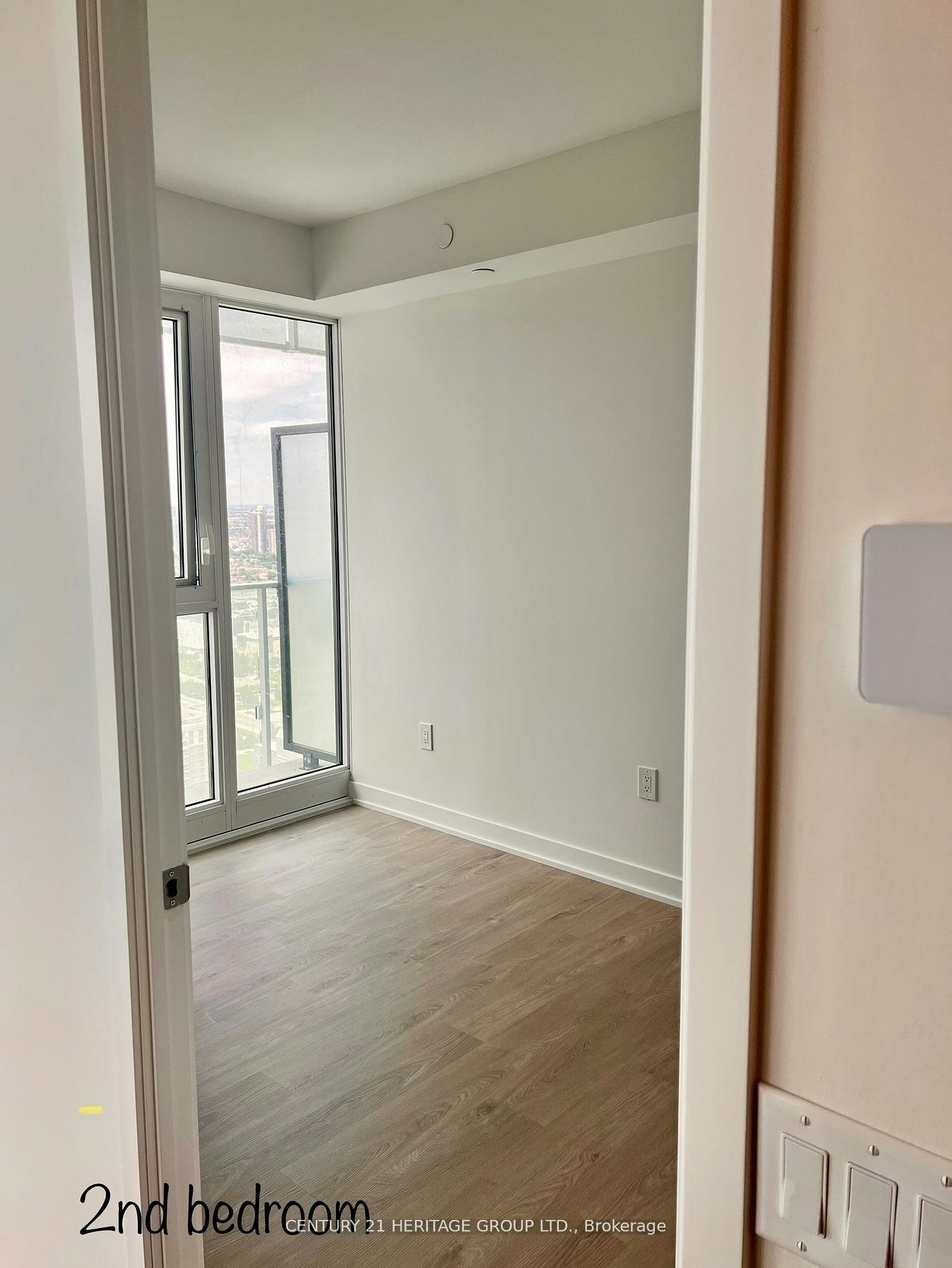 4009-3900 Confederation Pkwy N/A, Mississauga, ON, L5B 0M3 - 11