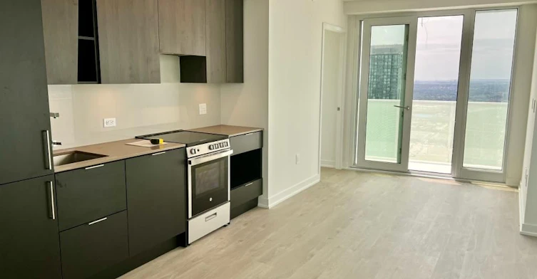 4009-3900 Confederation Pkwy N/A, Mississauga, ON, L5B 0M3 - 3