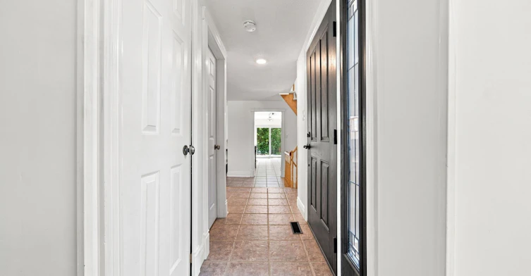 1544 Greenbriar Drive, Oakville, ON, L6M 1Y5 - 3