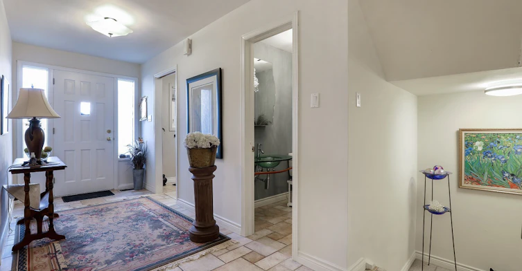 TH16-18 La Rose Avenue, Toronto, ON, M9P 1A5 - 5