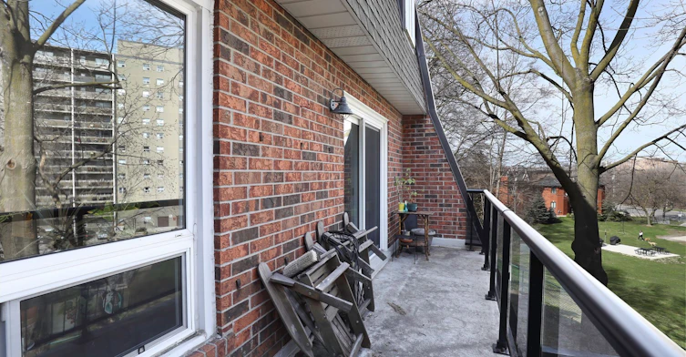 TH16-18 La Rose Avenue, Toronto, ON, M9P 1A5 - 19