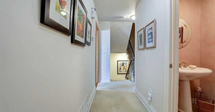 TH16-18 La Rose Avenue, Toronto, ON, M9P 1A5 - 16
