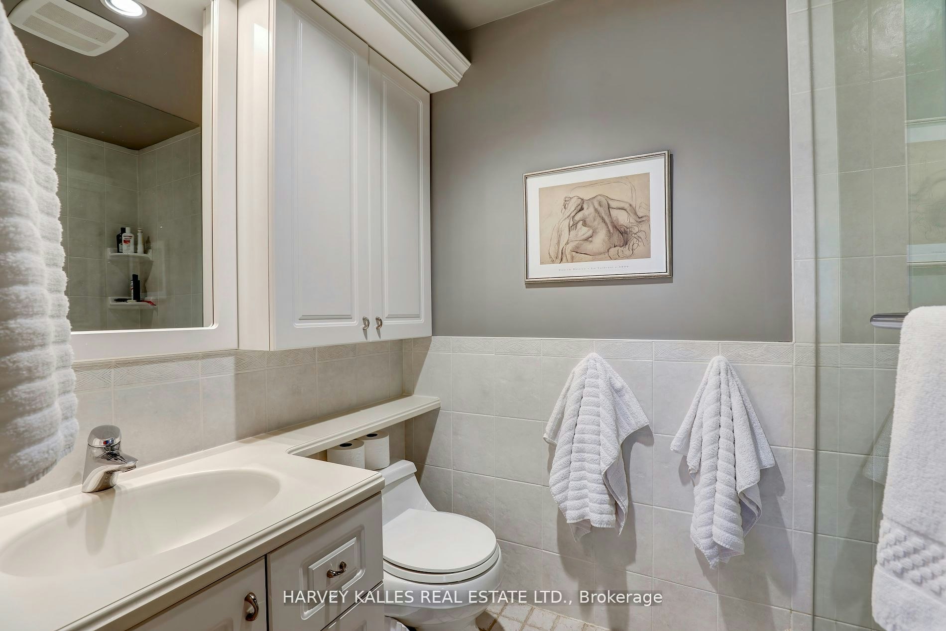 TH16-18 La Rose Avenue, Toronto, ON, M9P 1A5 - 28