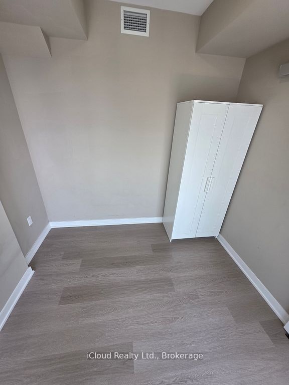 3601-3883 Quartz Road, Mississauga, ON, L5B 0M4 - 9