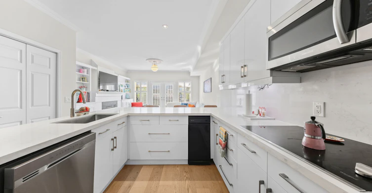2-95 Kerr Street W, Oakville, ON, L6K 1E1 - 12