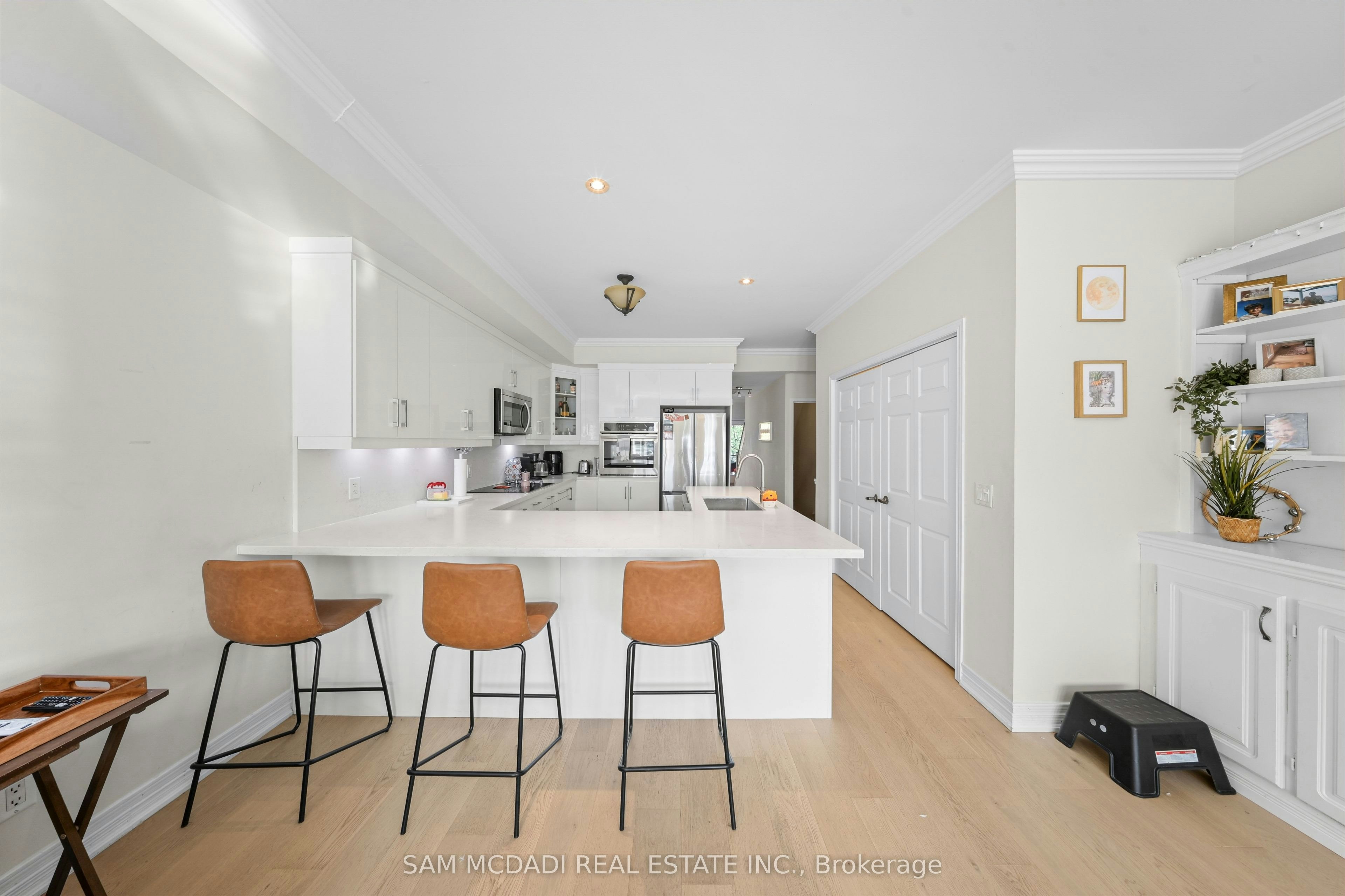 2-95 Kerr Street W, Oakville, ON, L6K 1E1 - 7