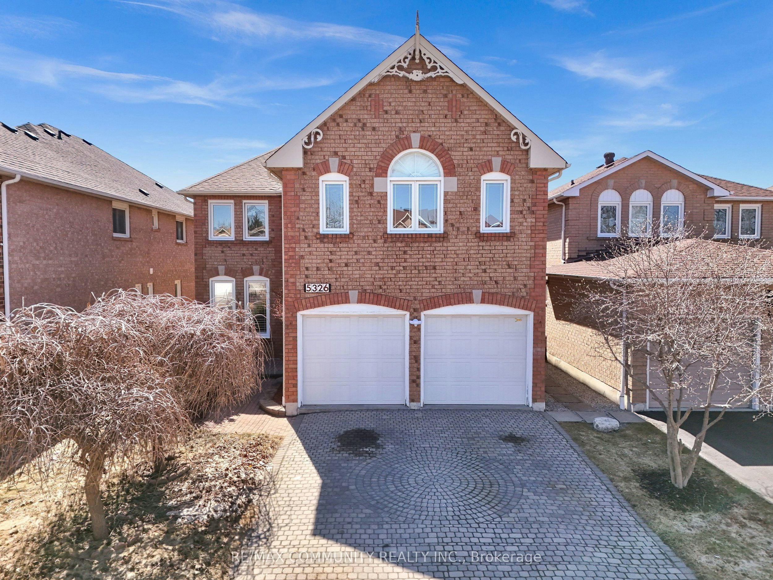 5326 Segriff Drive, Mississauga, ON, L5V 1N9