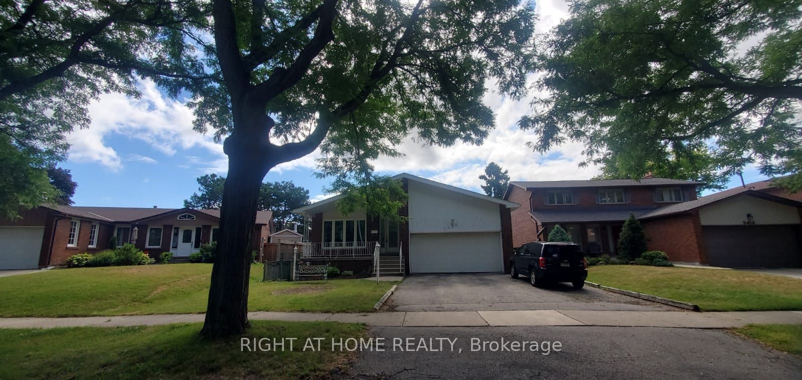 2406 Poplar Crescent, Mississauga, ON, L5J 4H3 - 3