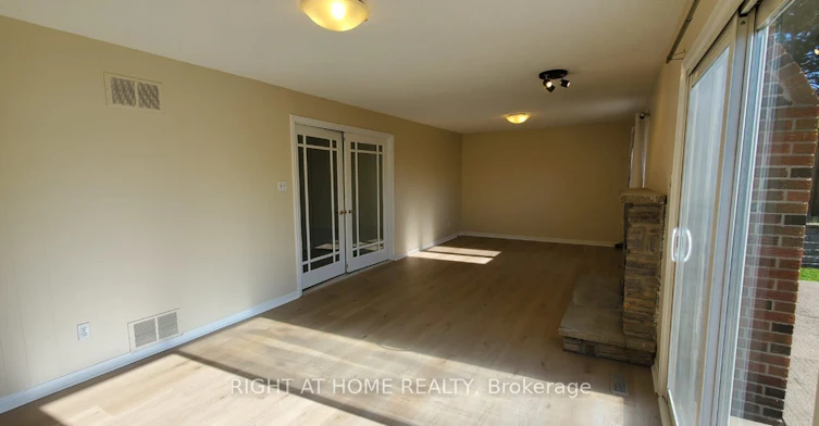 2406 Poplar Crescent, Mississauga, ON, L5J 4H3 - 21