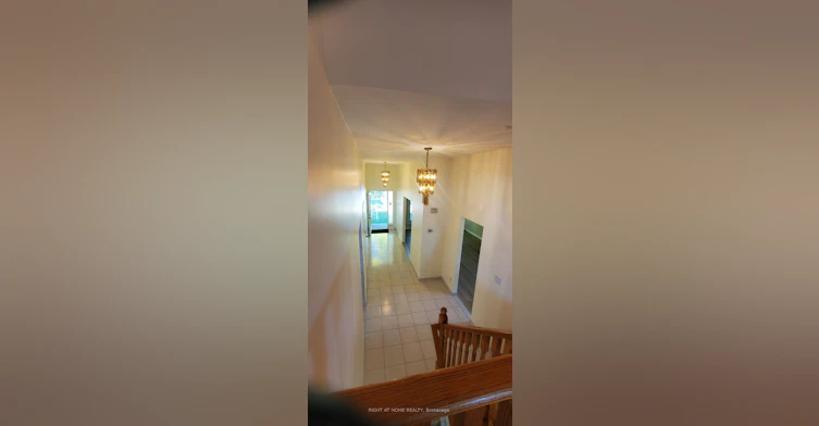 2406 Poplar Crescent, Mississauga, ON, L5J 4H3 - 5