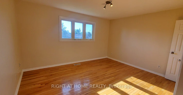 2406 Poplar Crescent, Mississauga, ON, L5J 4H3 - 15