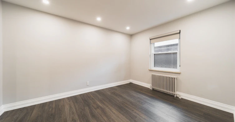 7-237 Melrose Street, Toronto, ON, M8Y 1B8 - 11