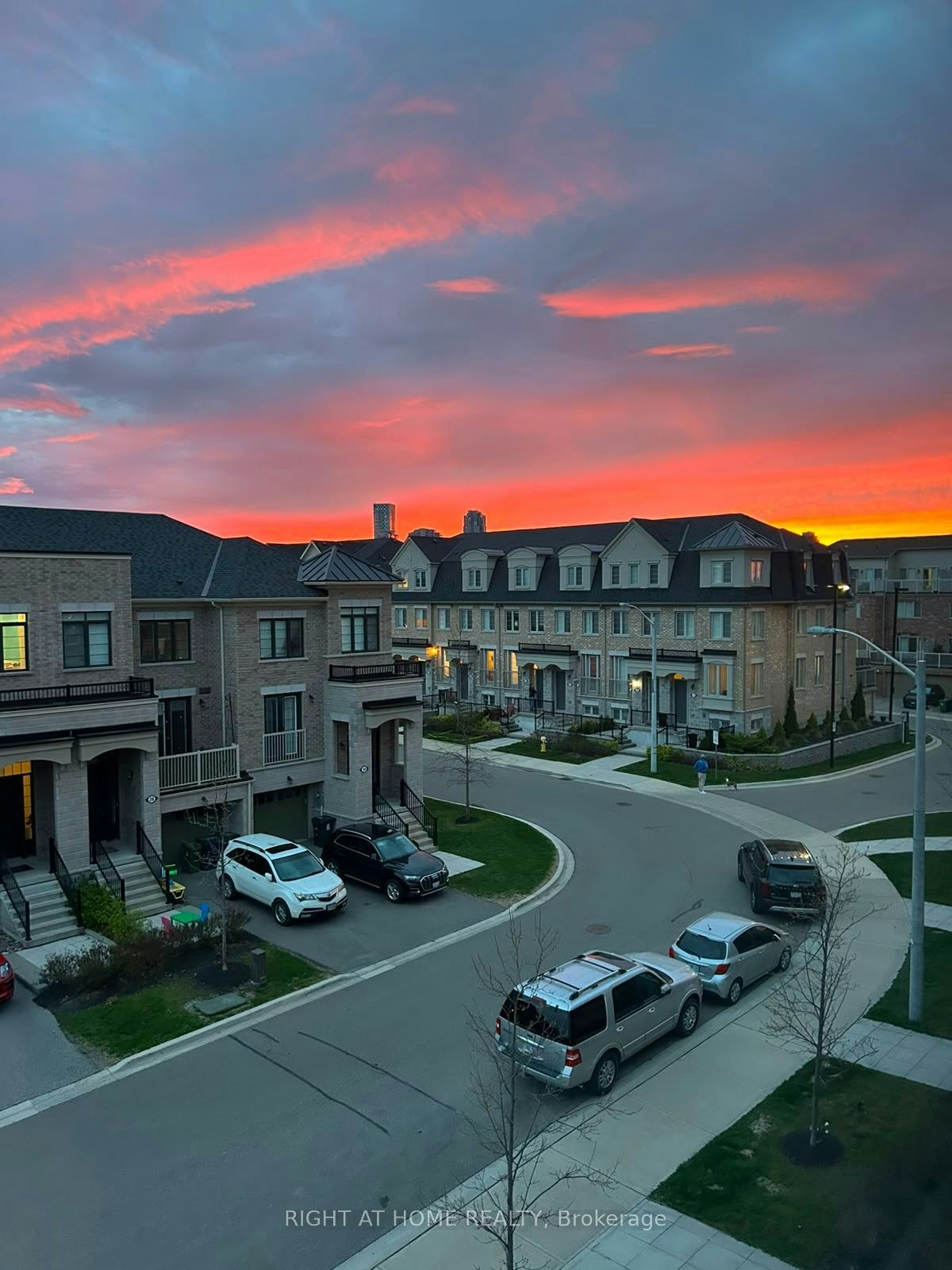 31 Edward Horton Crescent, Toronto, ON, M8Z 0E7 - 25