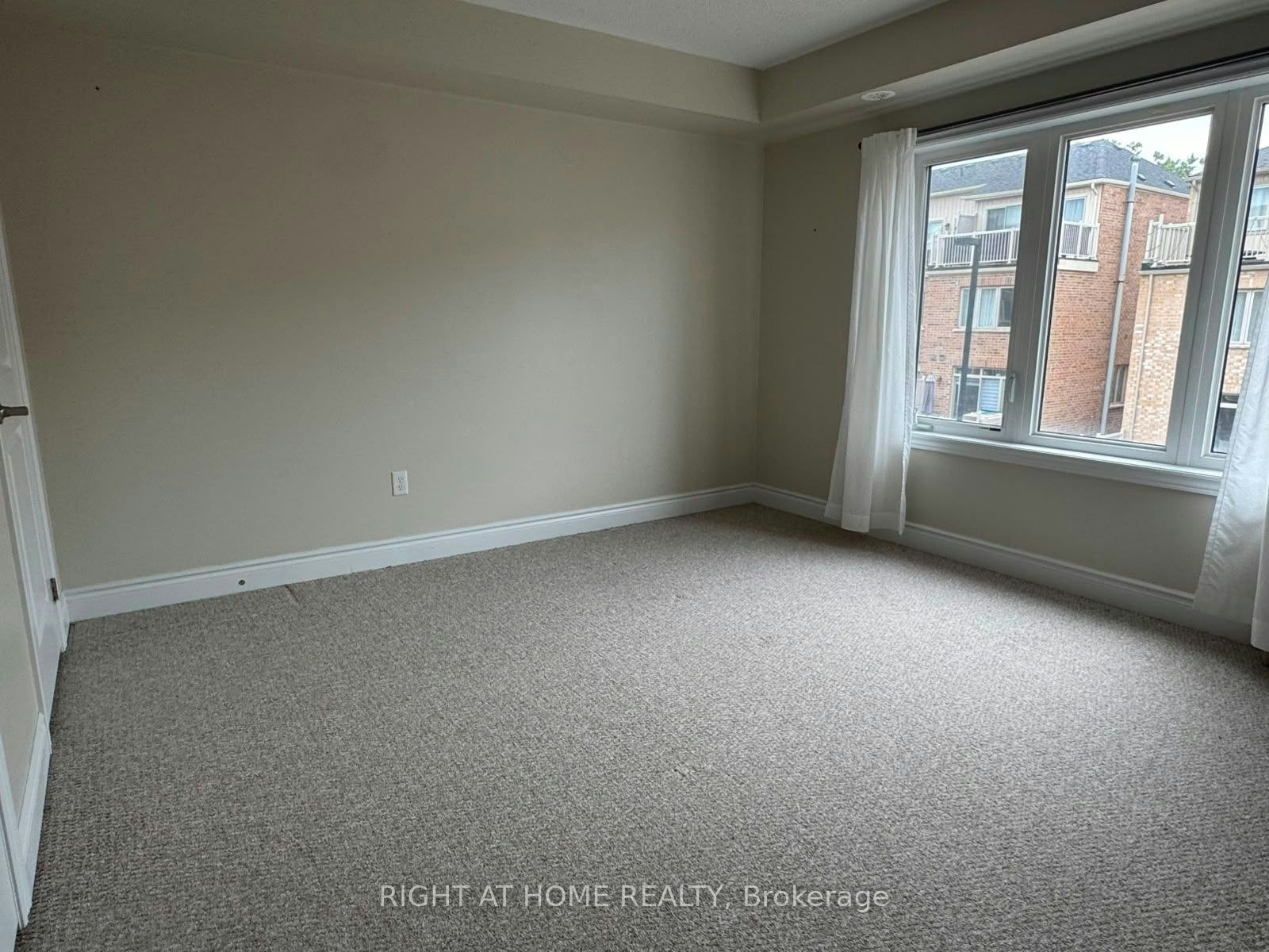 31 Edward Horton Crescent, Toronto, ON, M8Z 0E7 - 21