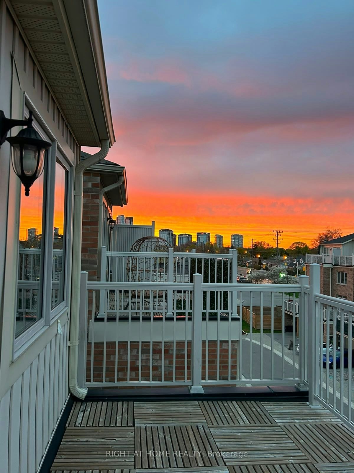 31 Edward Horton Crescent, Toronto, ON, M8Z 0E7 - 26