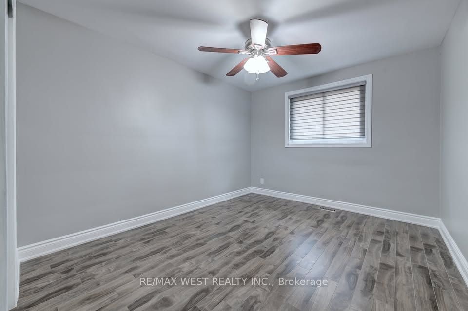 Main Lvl-16 Hasbrooke Drive, Toronto, ON, M9L 1A1 - 11